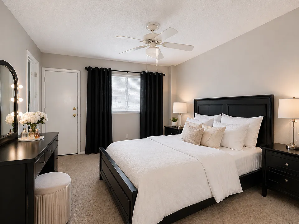 2929 Dunvale