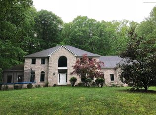 823 Holmdel Rd #B, Holmdel, NJ 07733