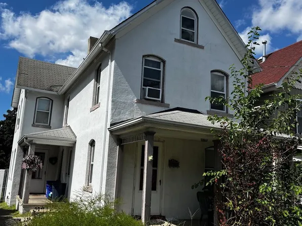 131 Main St, Sayreville, NJ 08872