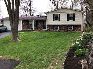 50 S Hillview Dr, Saint Peters, MO 63376
