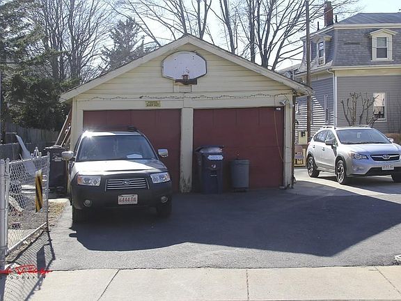 4th image of 1016 River St
