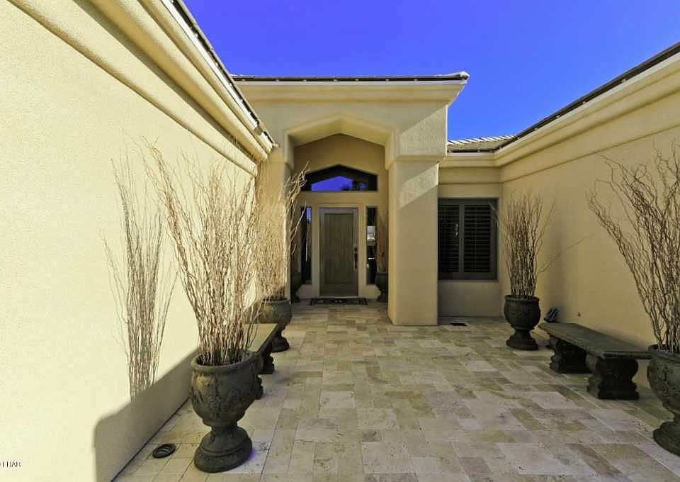 1st image of 710 Plaza Granada