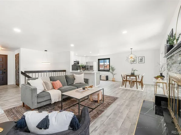 1613 S Dawson Way, Aurora, CO 80012