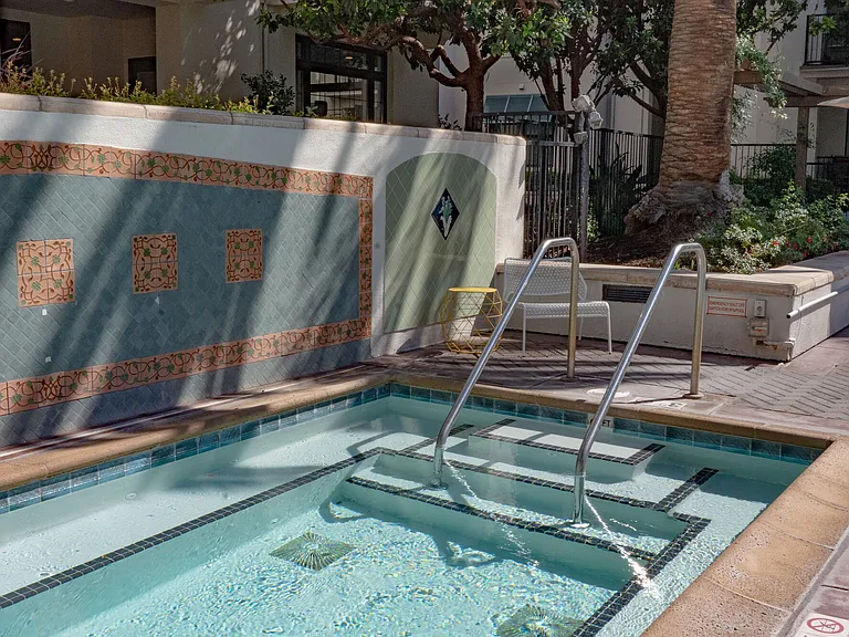 Legacy Fountain Plaza — Photo 19
