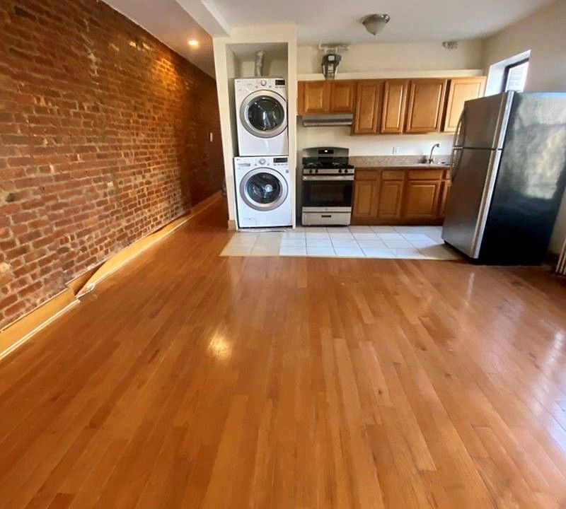 1st image of 3417 Broadway #15B