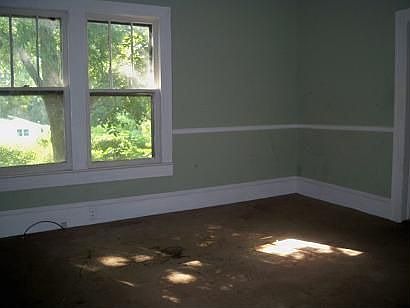 2nd image of 406 E Oneal St