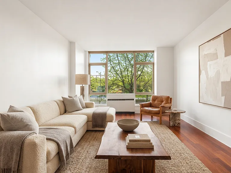 30 Bayard St #2A — Photo 1