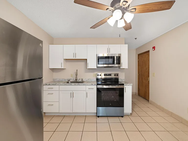 Paxton Place/Olde Towne Lofts — Photo 13