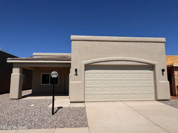 672 S Meadowood Ln, Sierra Vista, AZ 85635