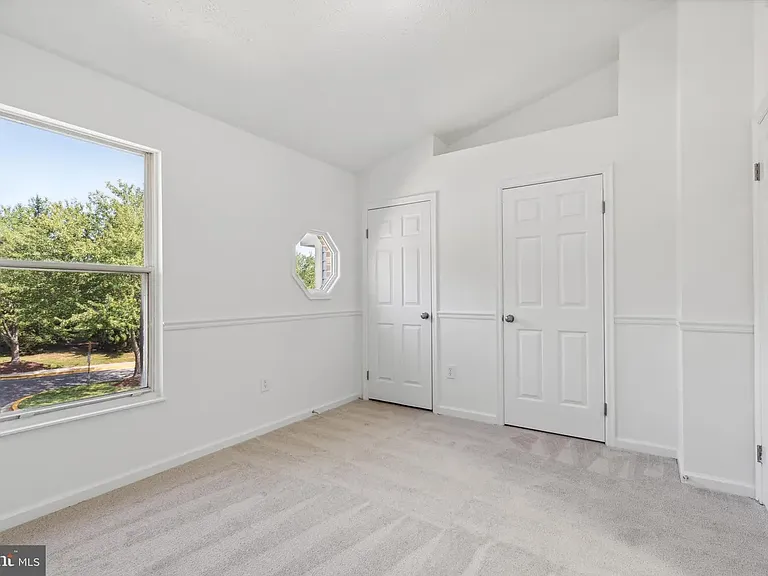 19011 Partridge Wood Dr — Photo 13