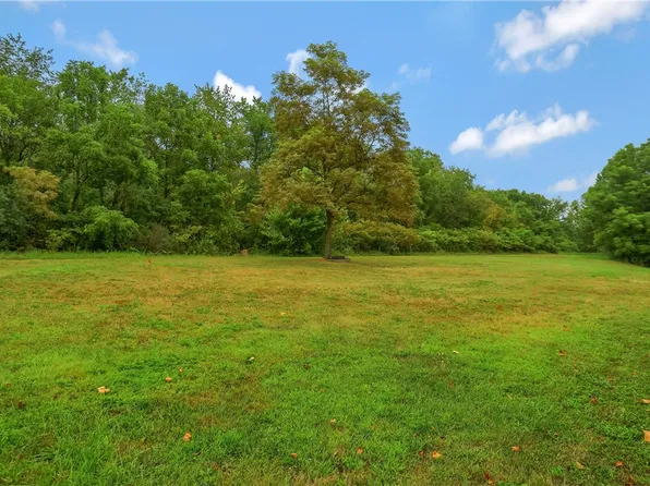 34 Harris Rd #5, Burgettstown, PA 15021