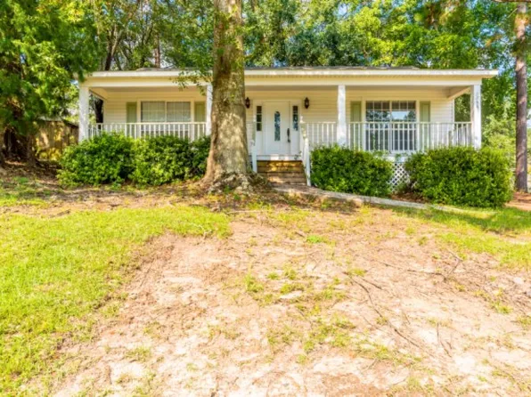 2288 Crystal Ky, Mobile, AL 36695