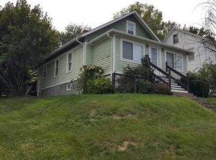 32 California Ave, Middletown, NY 10940