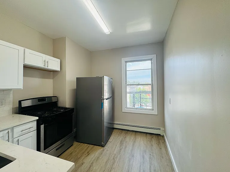 8 Sheffield St #37E — Photo 2