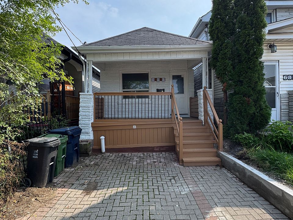 1st image of 683 Mortimer Ave
