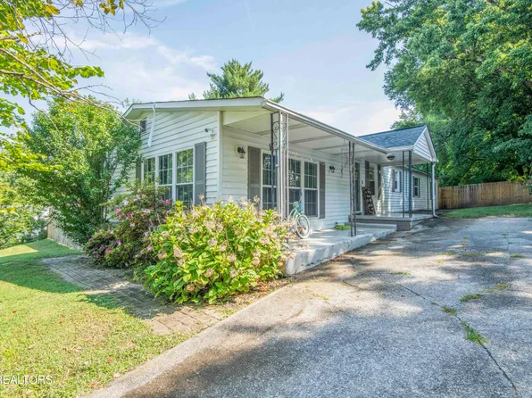 116 S Pine St, Maryville, TN 37804