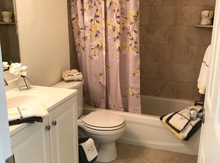 827 Broadfield Dr, Newark, DE 19713