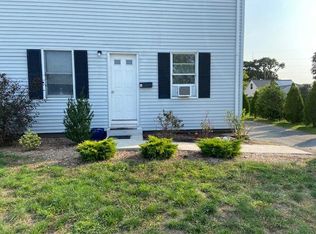 2 Pawtucket Ave FLOOR 1, Rumford, RI 02916