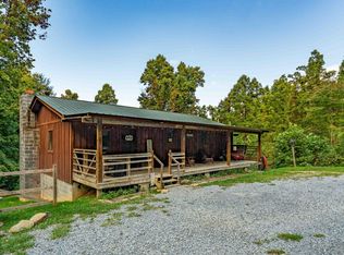 289 Fiddlers Branch Rd, Hampton, TN 37658