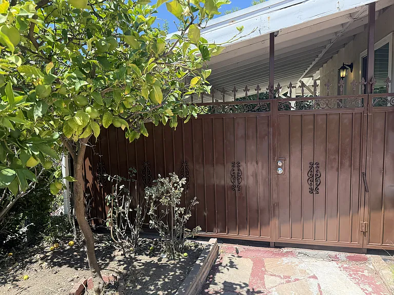 4623 Lowell Ave — Photo 10