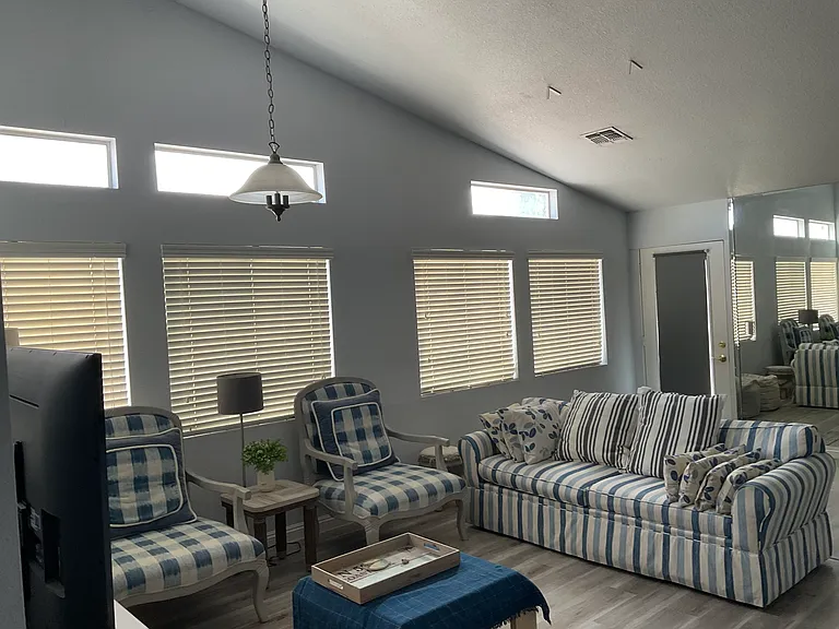 417 Cherry Meadows Ct — Photo 4