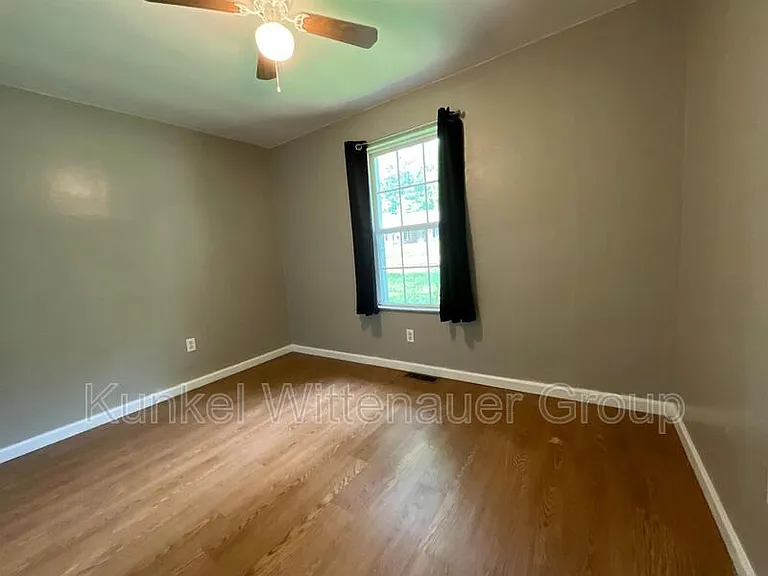 21 Gundlach Pl — Photo 9