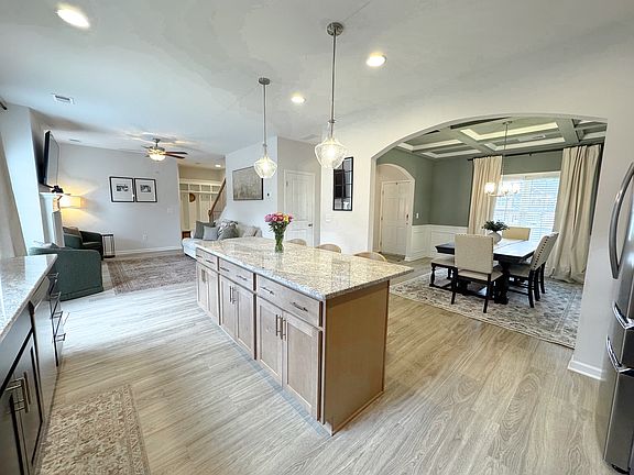 4th image of 16 Quail Run Ct