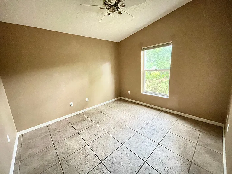 11915 Debary Ct — Photo 8
