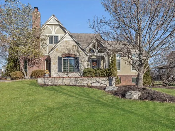 14201 Bluejacket St, Overland Park, KS 66221