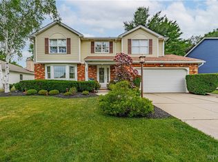 30 Independence Dr, Lockport, NY