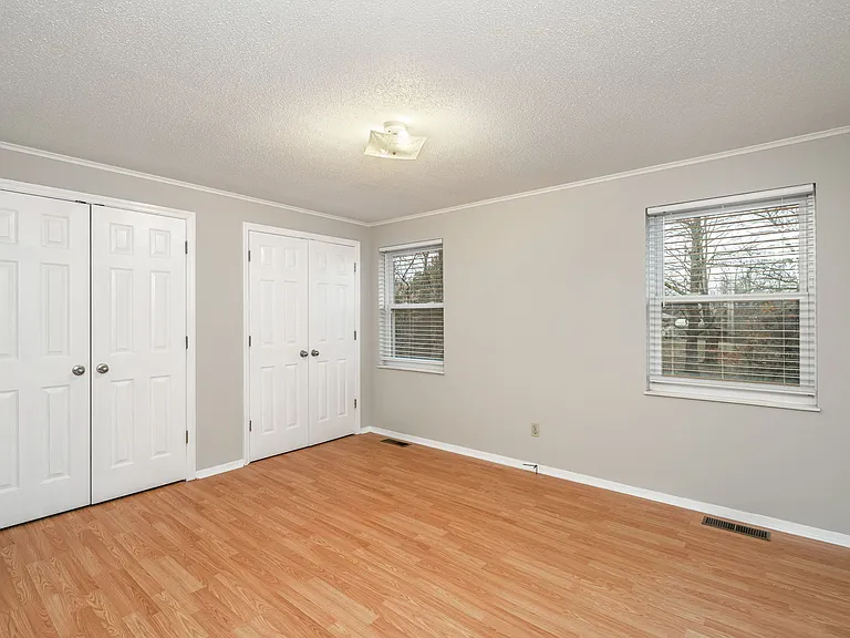 302 Wakefield Rd #A — Photo 10