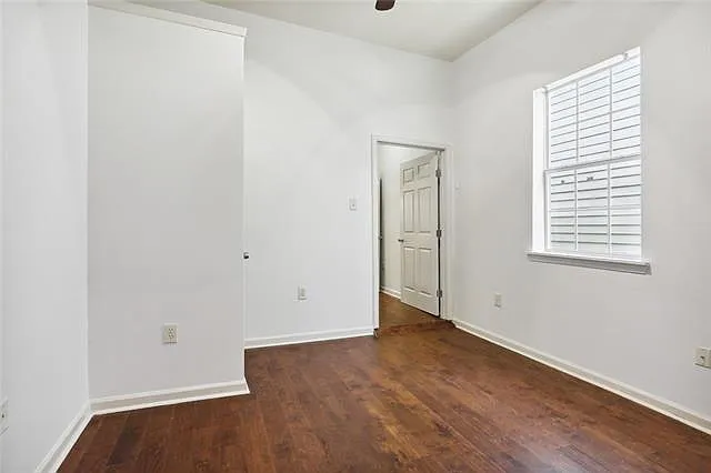 7429 Freret St — Photo 8