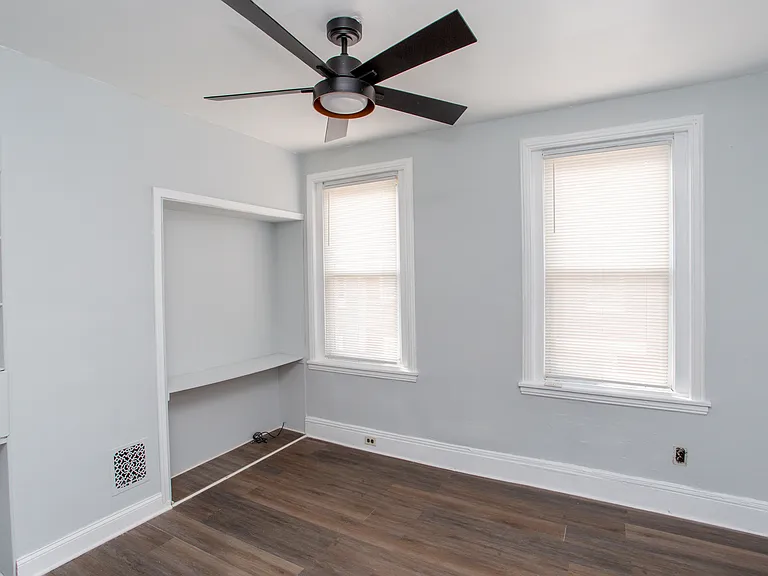 2465 N Garnet St — Photo 22
