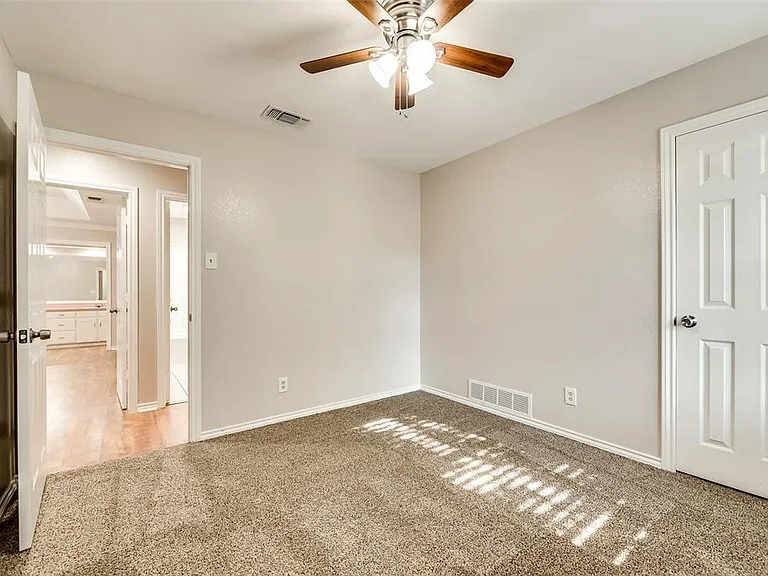 6108 Paradise Dr — Photo 14