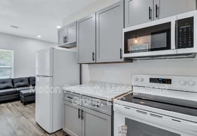 698 Carmen Ave #A2 — Photo 6
