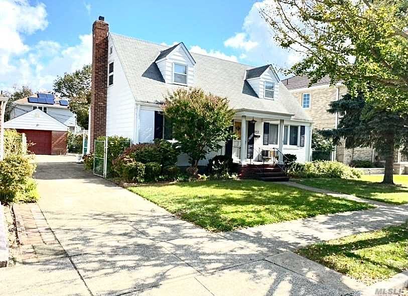 1st image of 7915 263rd St