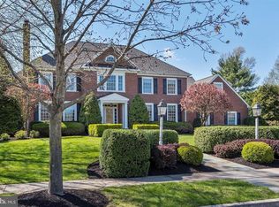15 Leeds Rd, Moorestown, NJ 08057