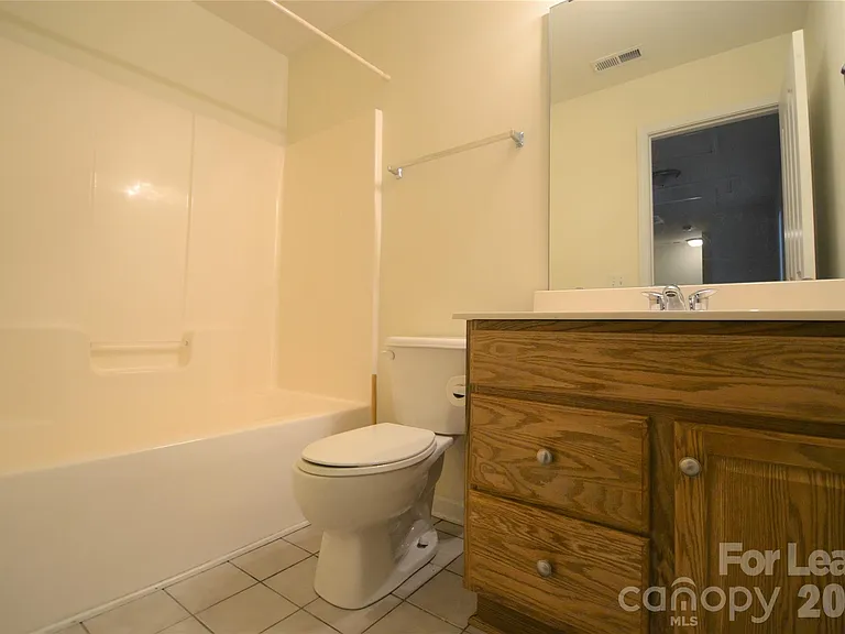 16512 Kettlewell Ln — Photo 18