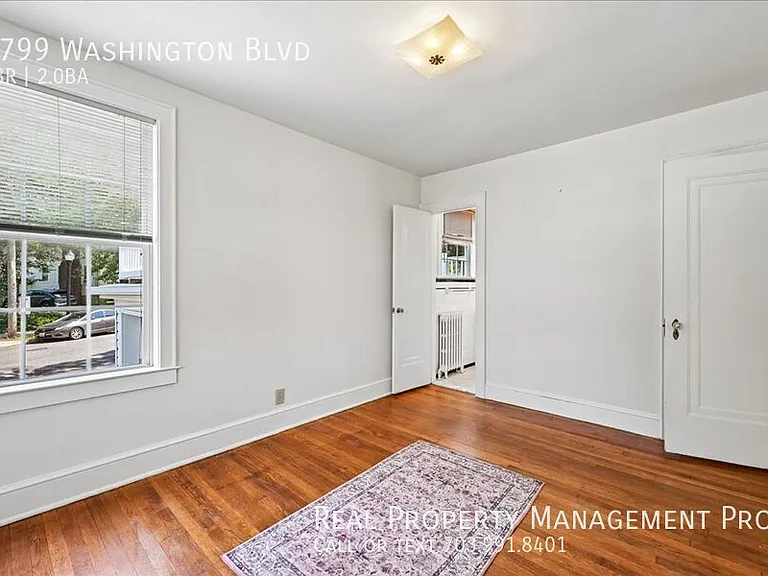 2799 Washington Blvd — Photo 14