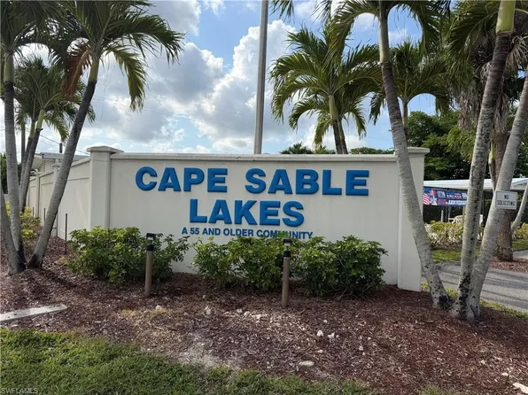 260 Cape Sable DR, NAPLES, FL 34104