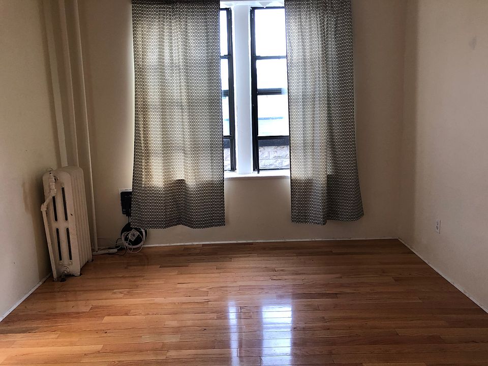 2nd image of 225 Academy St #30E