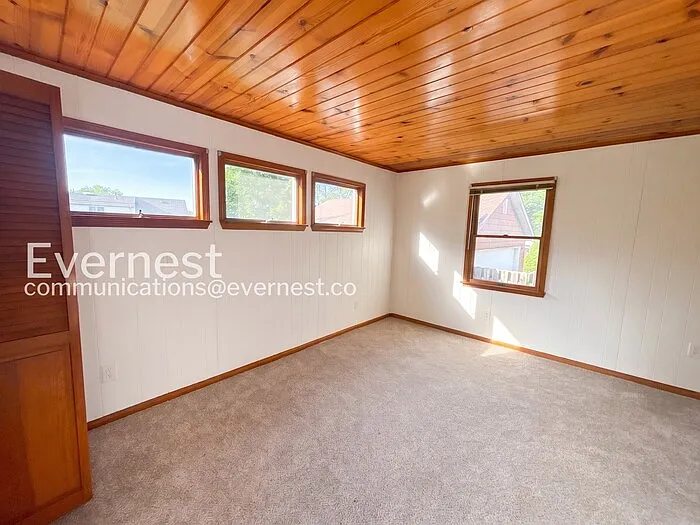 275 Cornell Ave — Photo 12