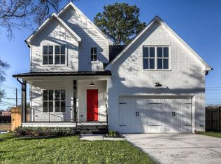 2802 Old Pecan Grove Ln, Houston, TX 77092