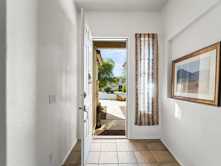 2123 W Maldonado Rd — Photo 5