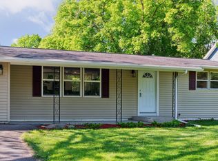 4869 Independence St, Maple Plain, MN 55359