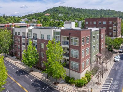 5 Farleigh St APT 201, Asheville, NC, 28803