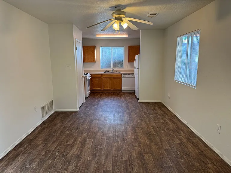 6235 Contess Rd NW — Photo 4