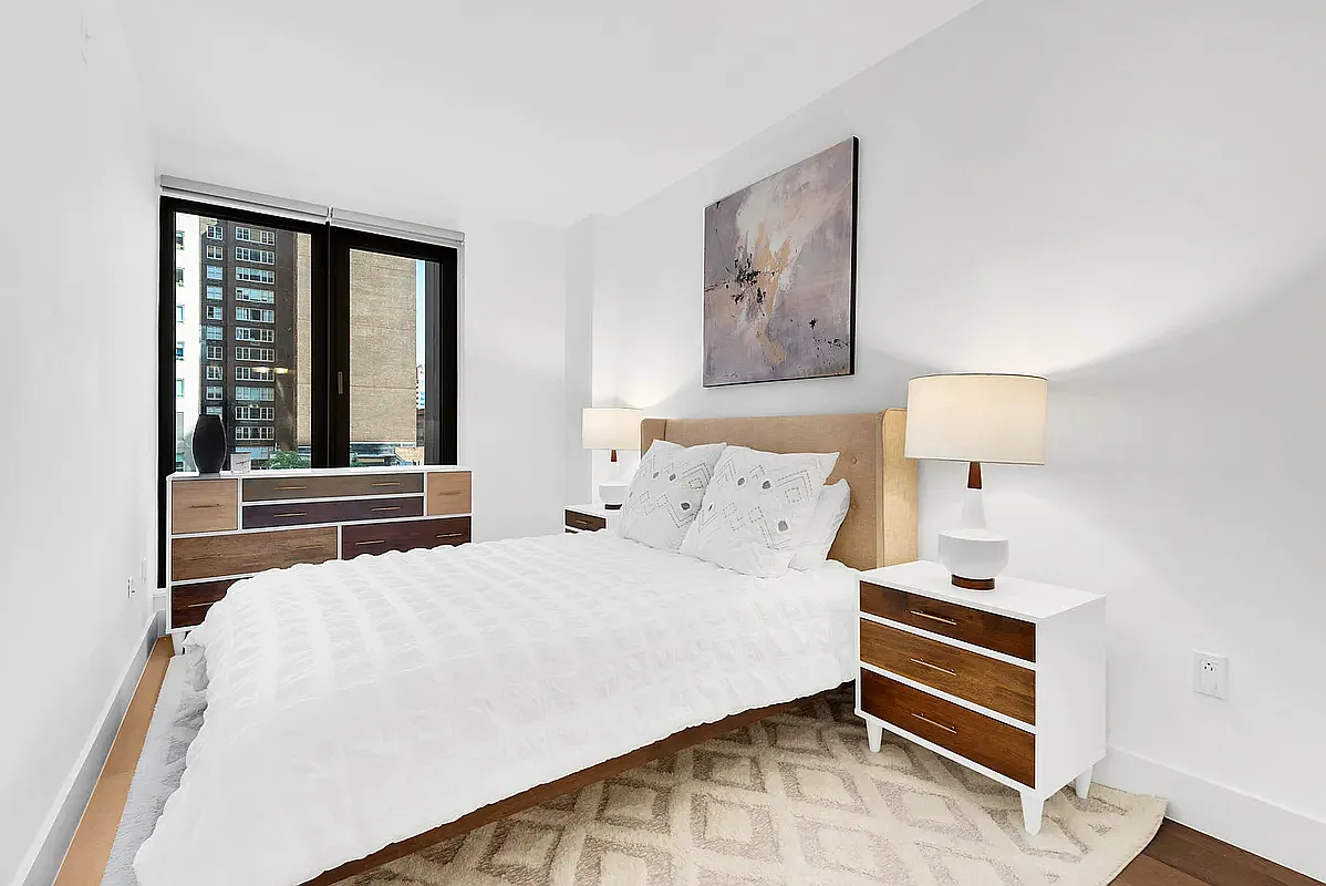 Building Photo - 227 Lexington Ave #903