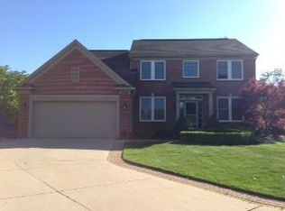 3854 Crestwood Ct, Rochester, MI 48306