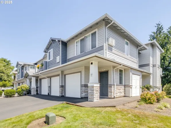 14620 SW Sandhill Loop Unit 204, Beaverton, OR 97007